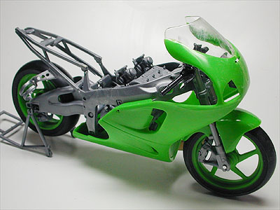 プロター1/9 Kawasaki ZX-7RR 製作記