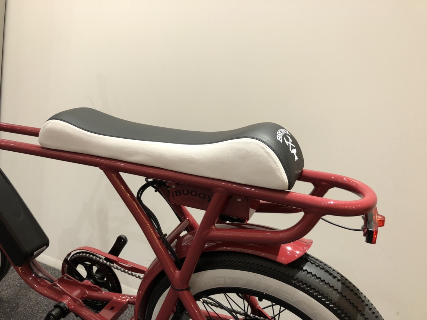 新製品情報】新感覚ファットバイク「BRONX Buggy 20」～モトベロ広島