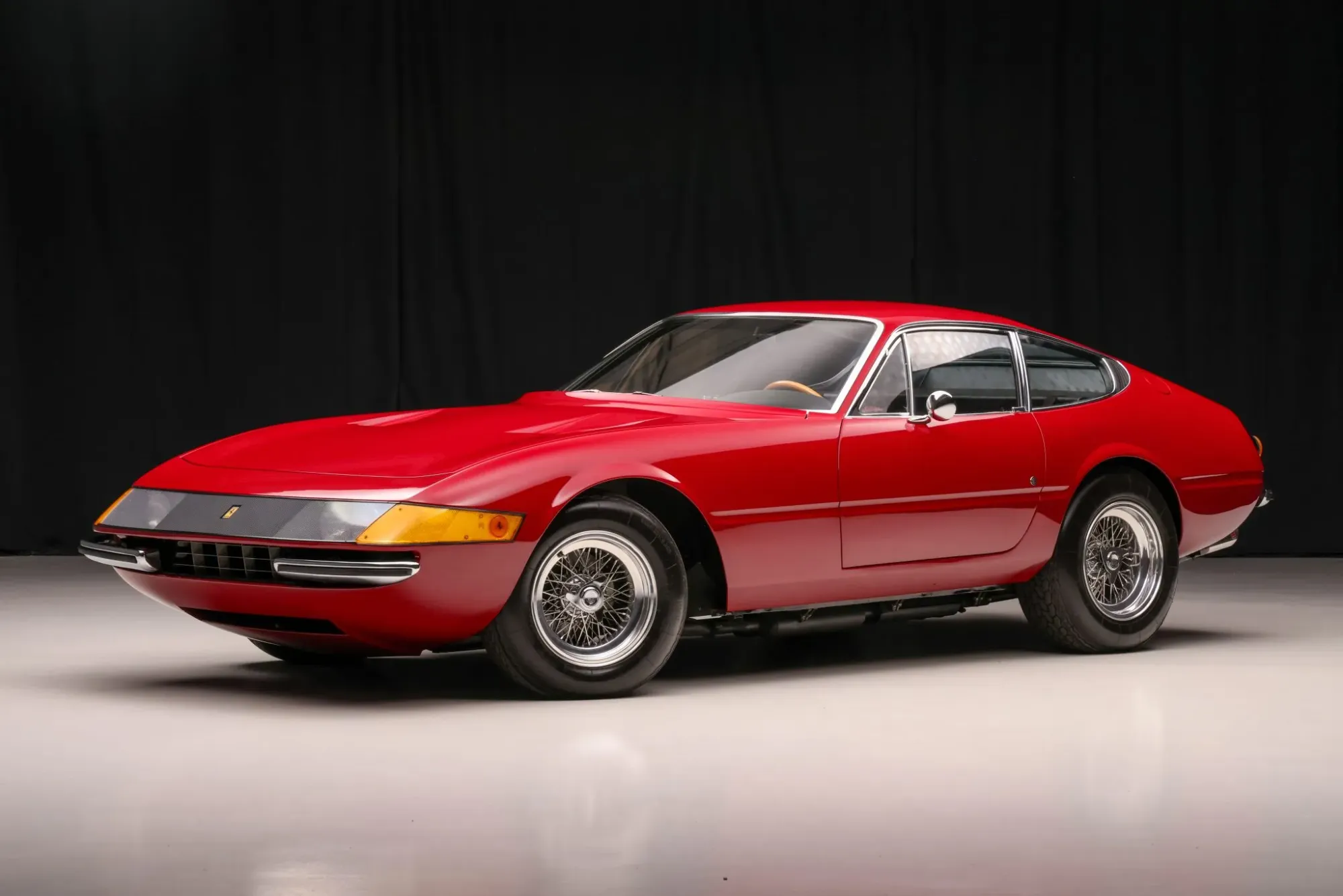 Ferrari 365 GTB Daytona Berlinetta Is Selling