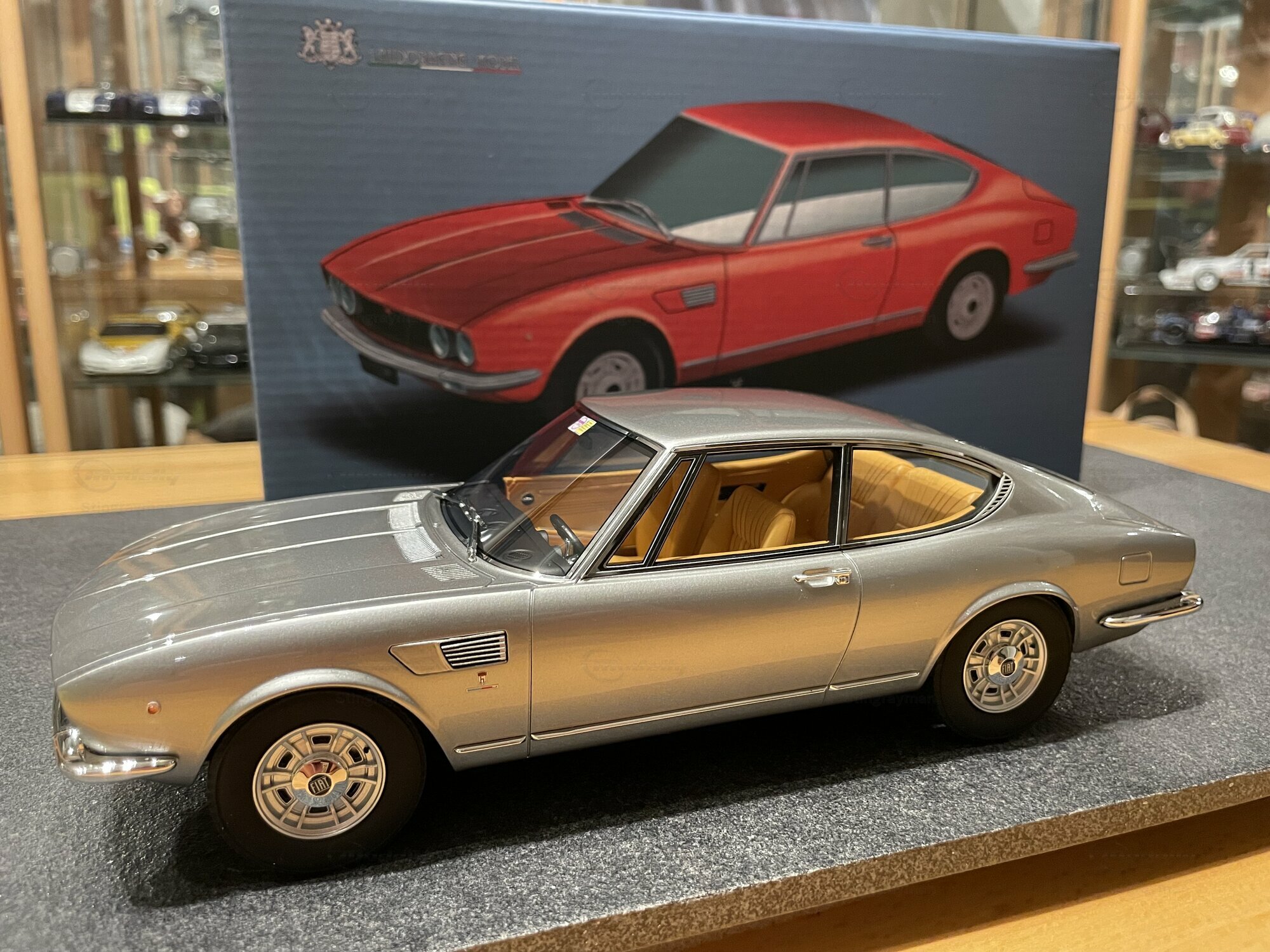 Fiat Dino Coupé 2000 1:18 modelcar by LaudoRacing | Modelly