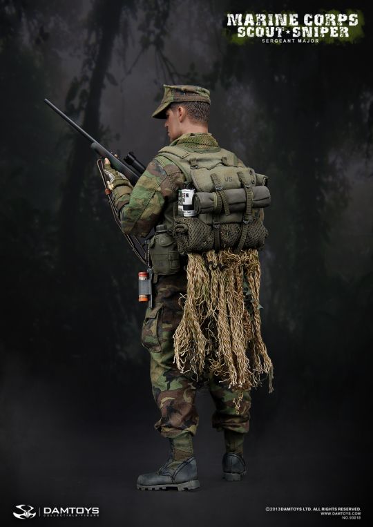 Marine Corps Scout Sniper - Sergeant Major Dam Toys - Machinegun