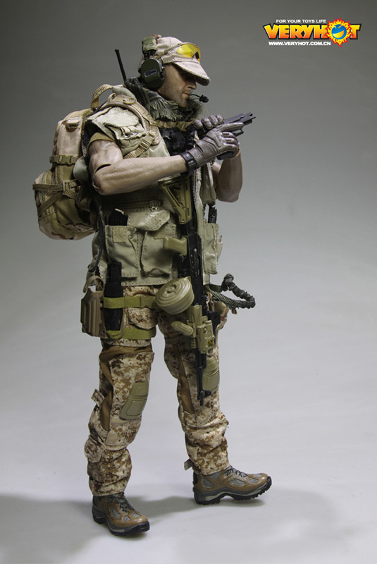 PMC - Private Military Contractor Veryhot - Machinegun