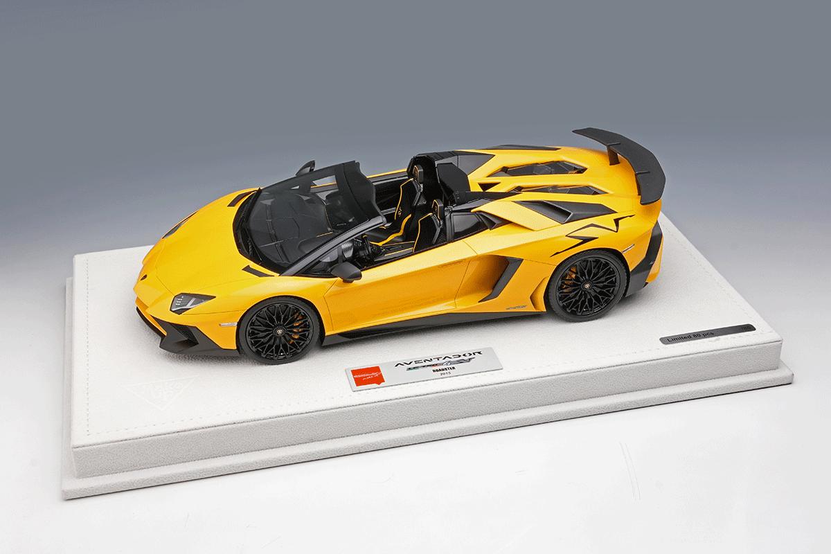 Make Up Co., Ltd. / Lamborghini Aventador LP750-4 SV Roadster 2015