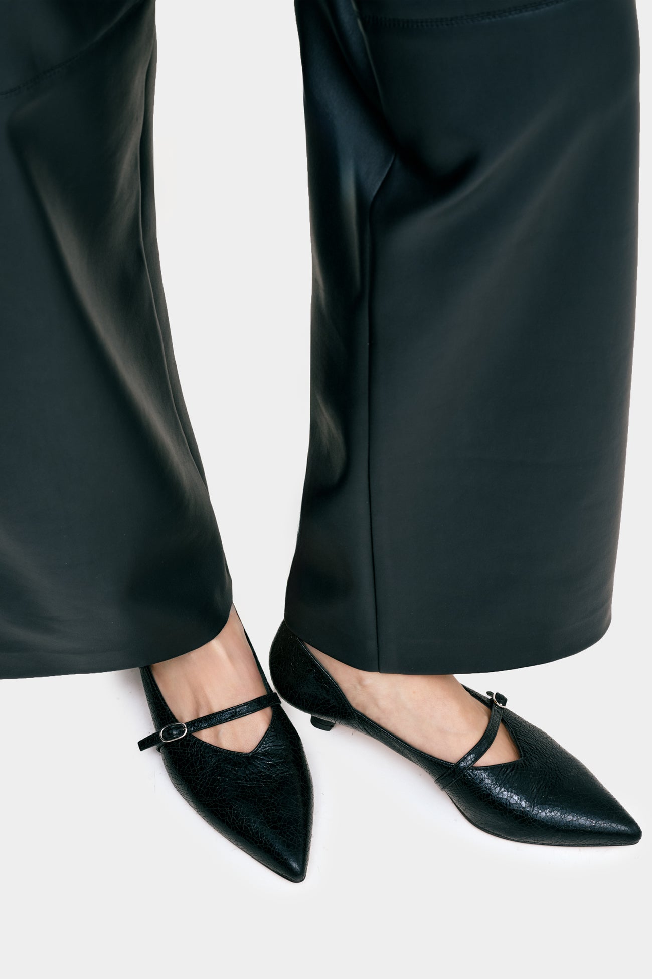 Women's Italian Leather Pointed Mary Jane Shoes - Sabrina Mary
