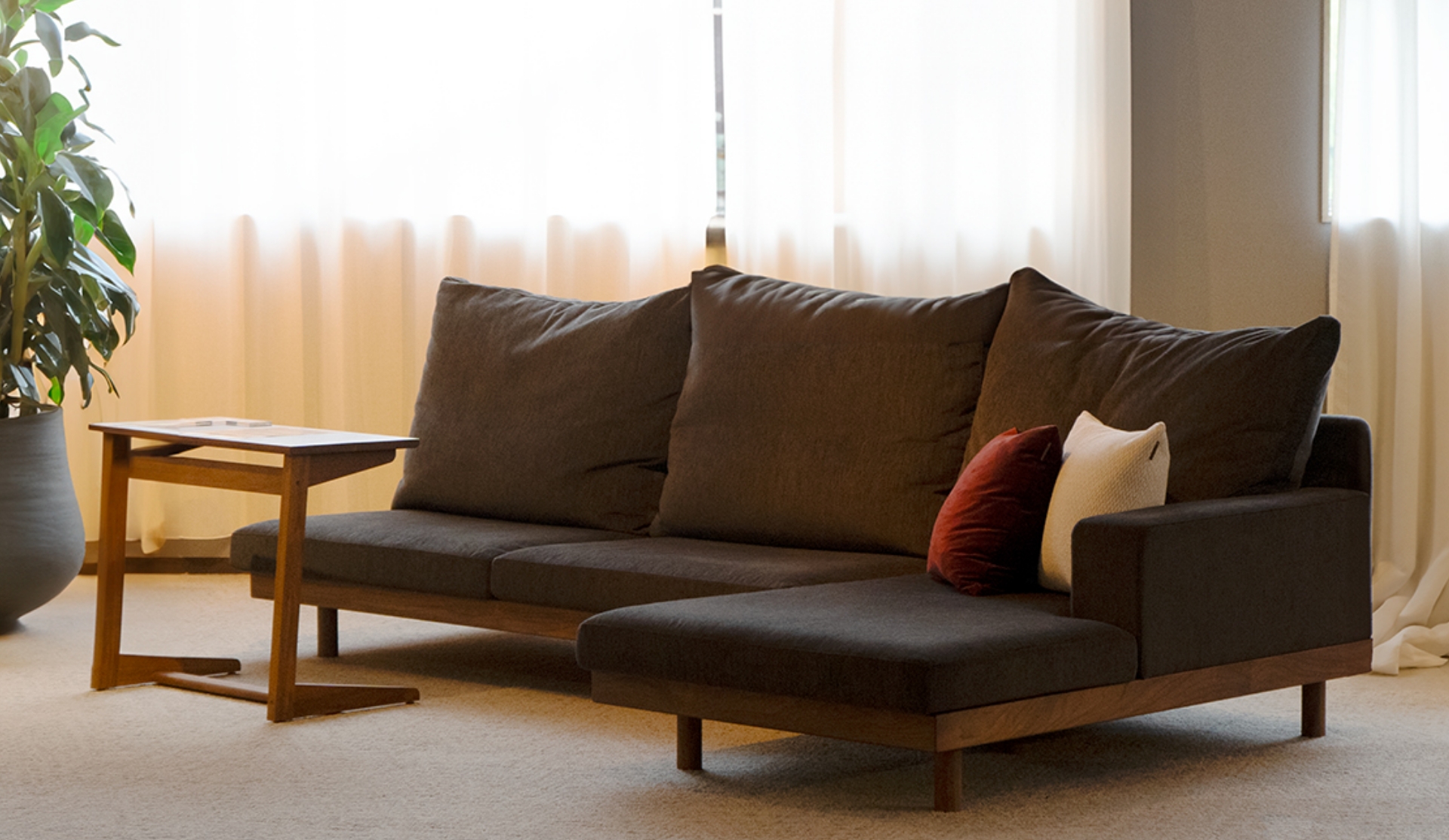 DANISH GRANDE SOFA (デニッシュ グランデ ソファ) / マスターウォール