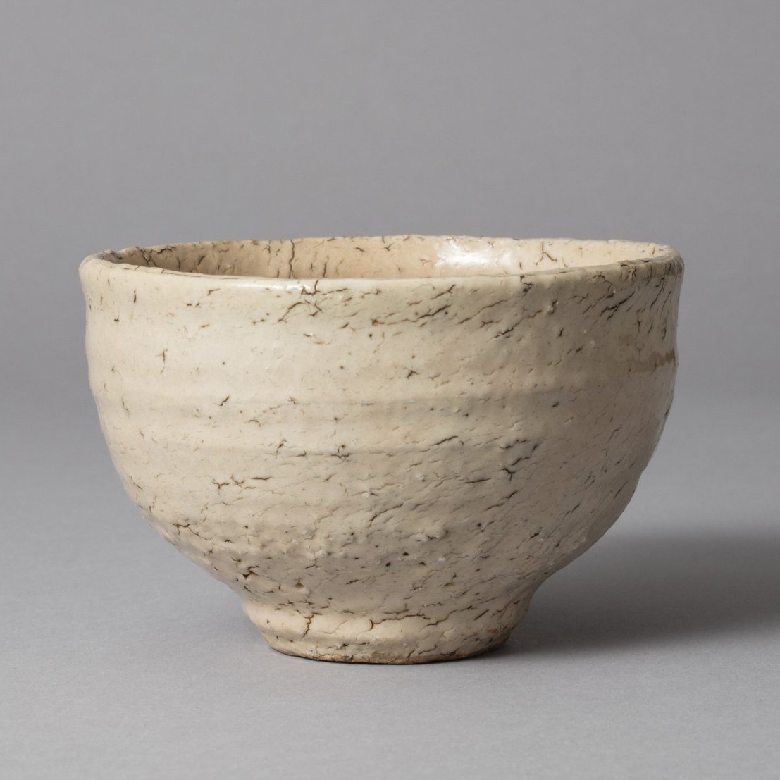 白掛茶碗 – 兵庫陶芸美術館 収蔵品データベース