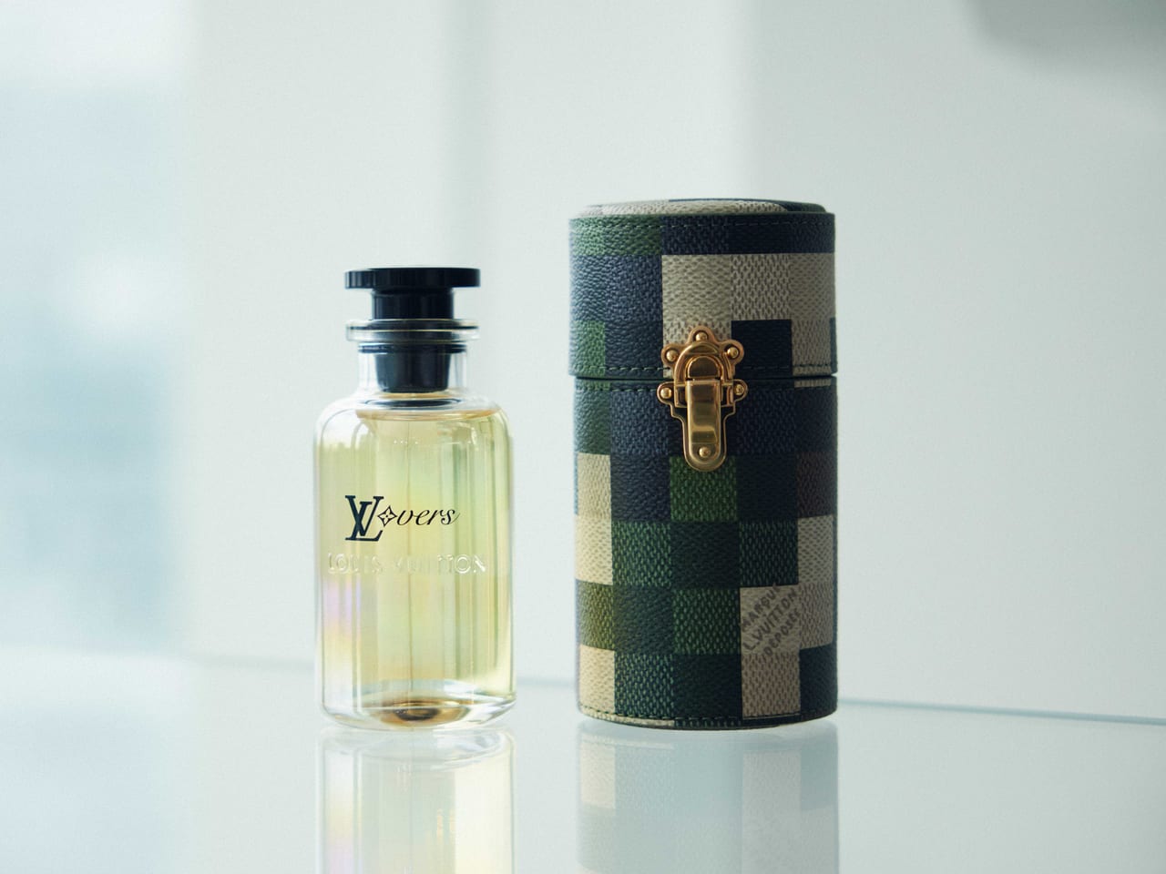 最速！ルイ・ヴィトンの大型新作フレグランス「LVERS（LV ラバーズ