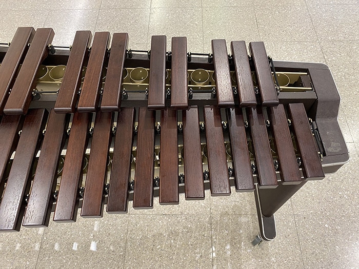 中古品】YM400C ヤマハ コンサートマリンバ（4クターブ）: ドラム