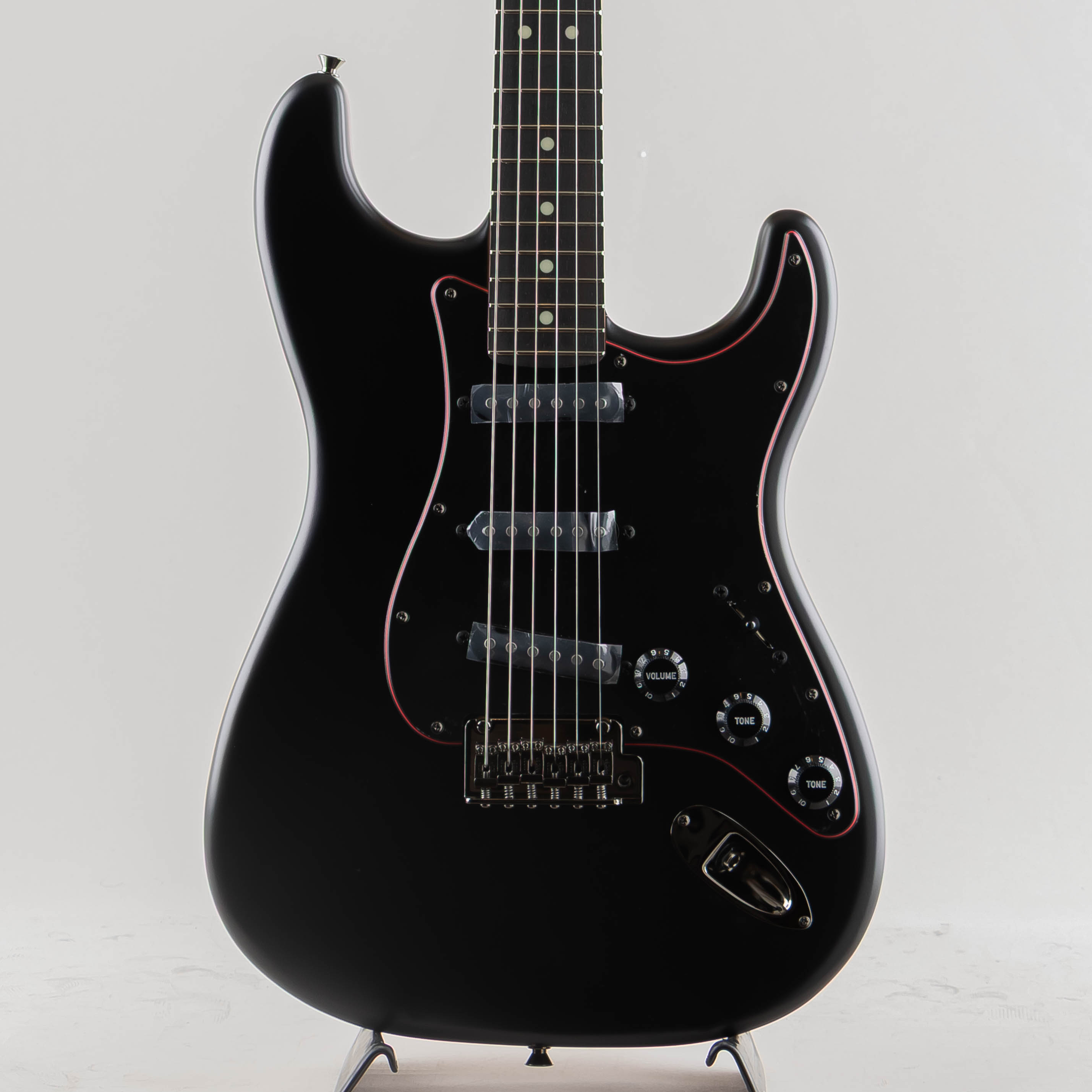 Made in Japan Limited Hybrid II Stratocaster Noir /Black/Rosewood