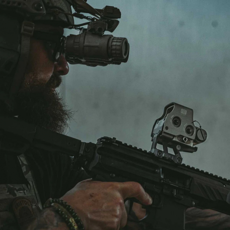 Toxicant Airsoft GBRS Groupタイプ LERNAマウント EOtech カラー