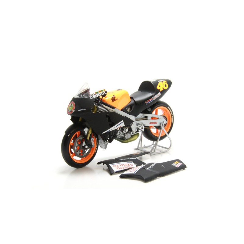 Honda NSR 500 GP 500 2000 Valentino Rossi Minichamps 122006186