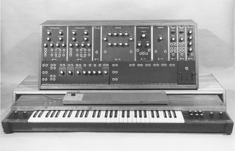 Moog's Legend ~博士の最高傑作minimoog Voyager 生産完了、その軌跡