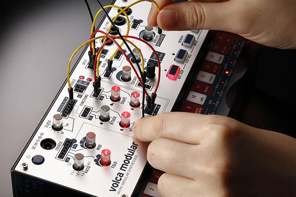 RockoN限定！KORG volca modular / volca drumを買うとUDG製ハード