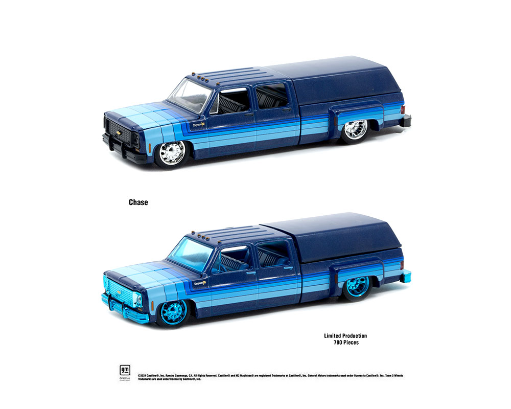 M2 Machines 1:64 1973 Chevrolet Cheyenne Super 30 Dually with