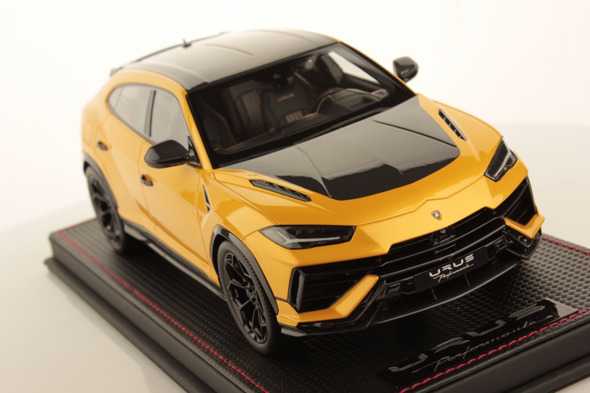 Lamborghini Urus Performante 1:18 | MR Collection Models