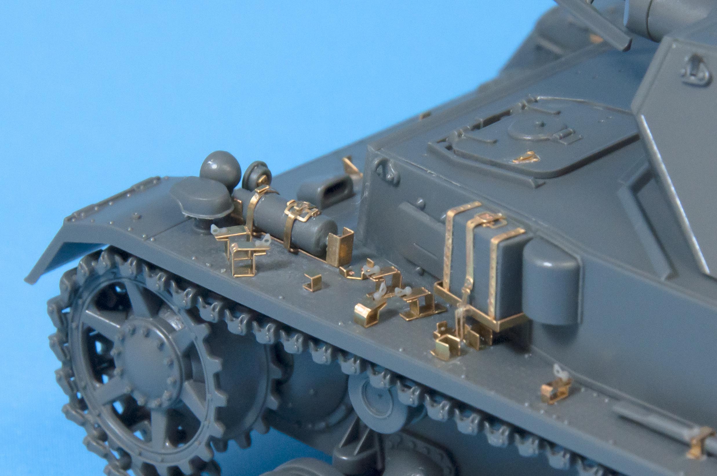Passion Models[P35-163]1/35 ドイツIV号戦車F型用エッチングセット
