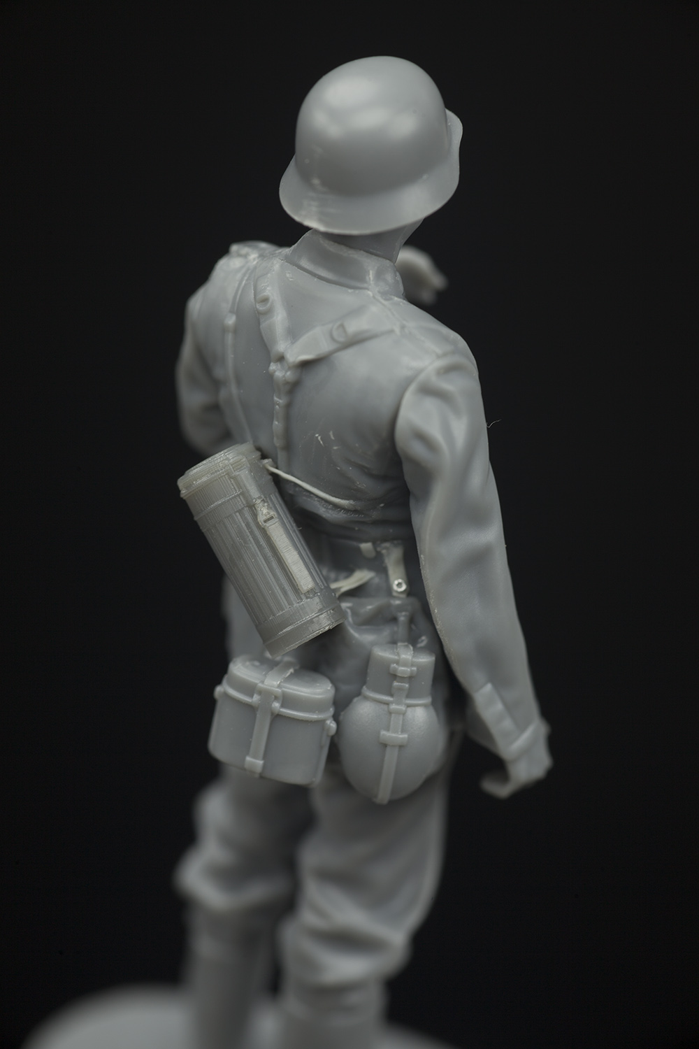 Passion Models[P35T-004F] 1/35 ドイツ軍ガスマスクケースセット