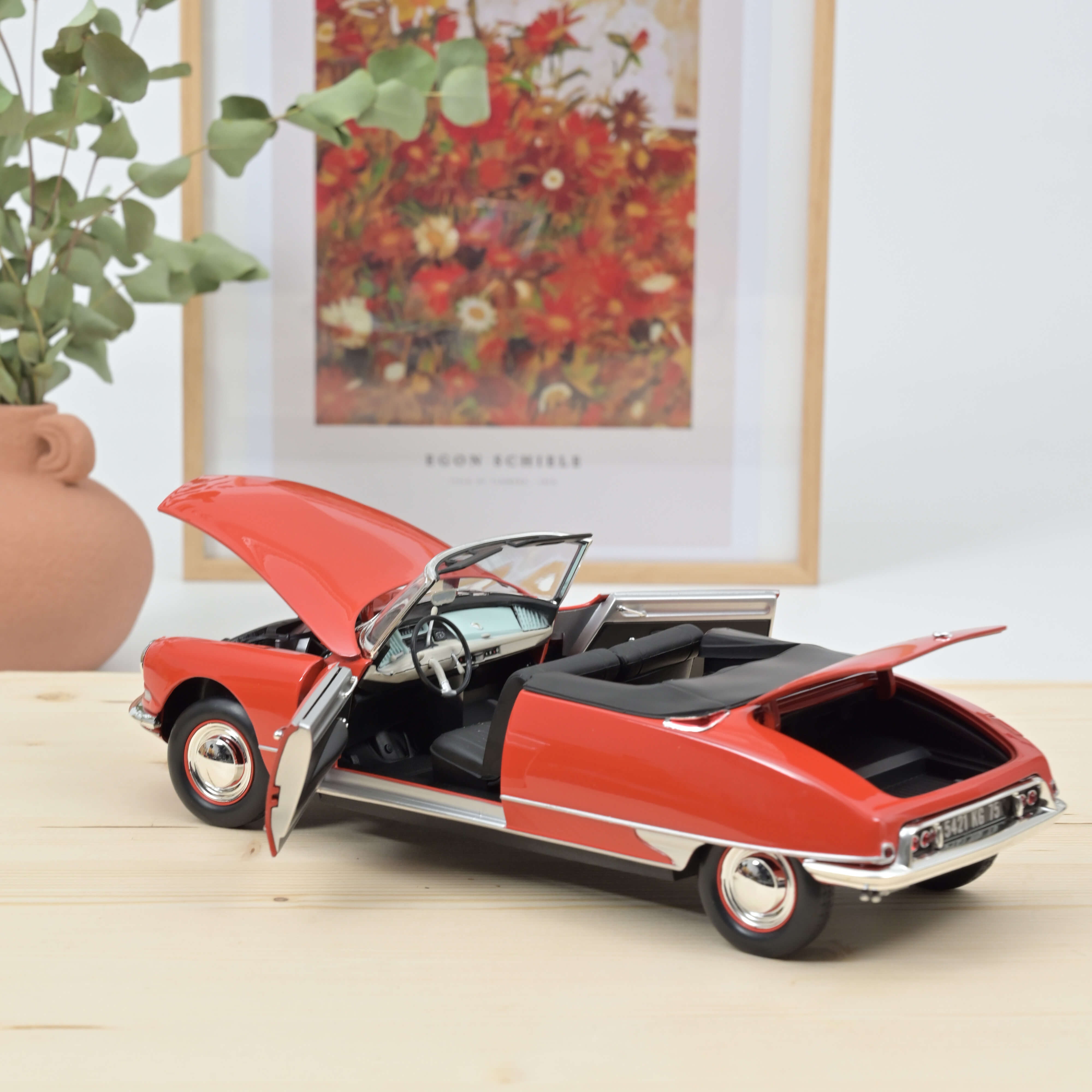 Citroën DS 19 Convertible 1961 Corail Red 1:18 – Norev