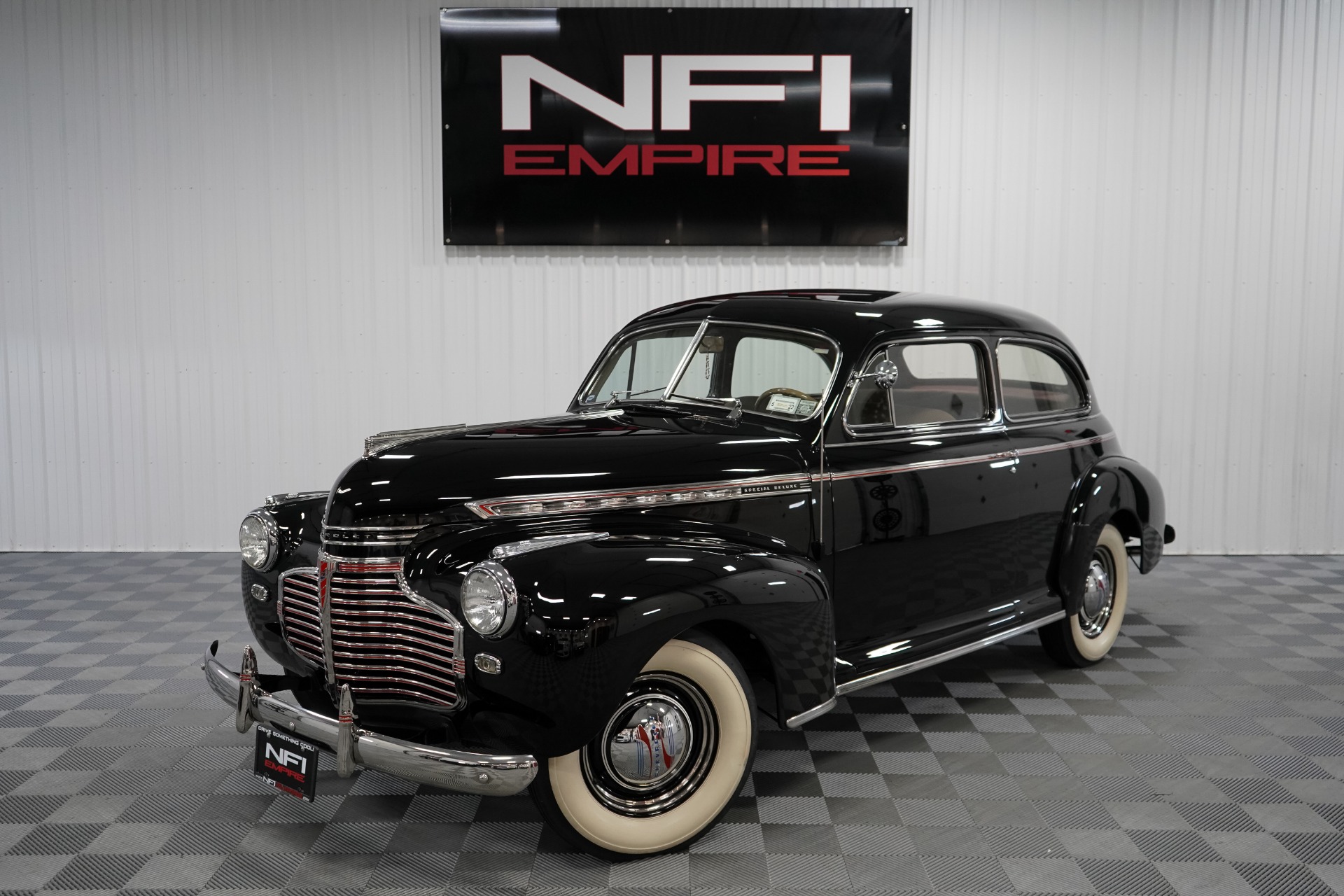 Used-1941-Chevrolet-Deluxe-