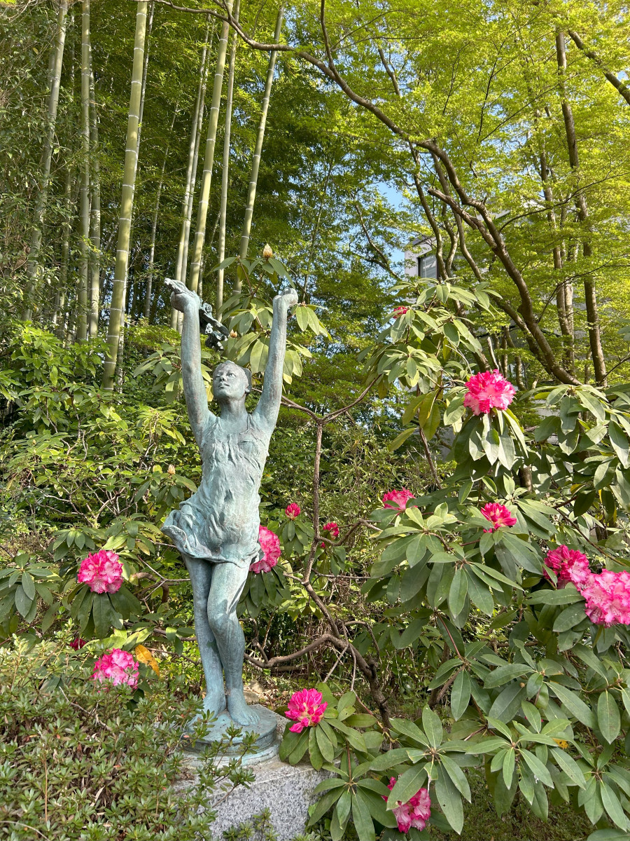 野外彫刻庭園 | 公益財団法人 日動美術財団笠間日動美術館