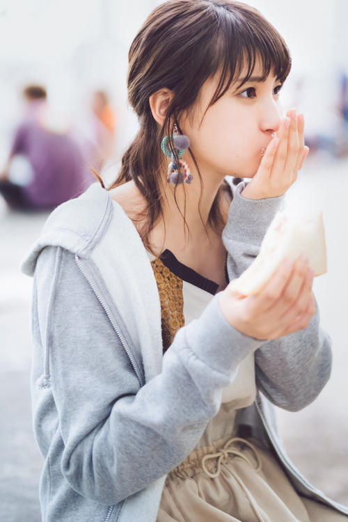 乃木坂井上小百合写真集が3度目重版 累計7万部に - 乃木坂46