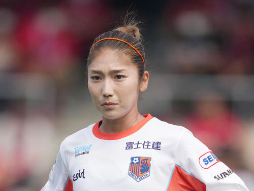 仲田歩夢、愛犬とクリスマス休暇「今年は乗松家の家族旅行に図々しく