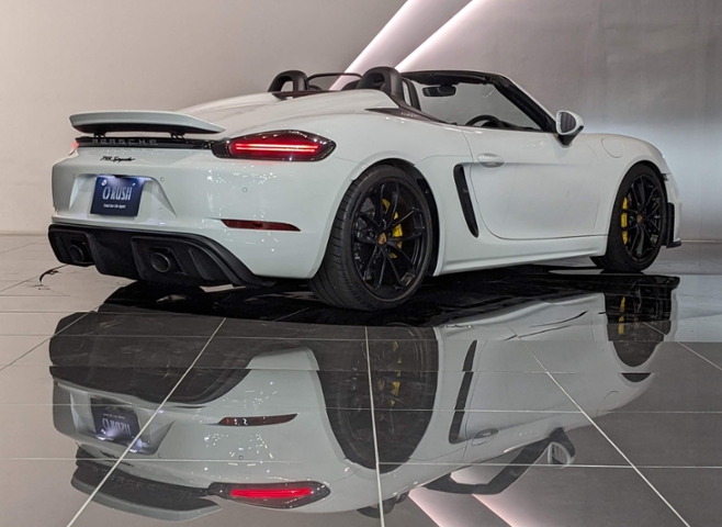 ポルシェ718スパイダー 4．0 PCCB スポクロ スポエグ
