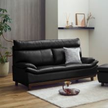 ツヤのあるブラックが目を引く ハイバックレザーソファ 3人掛け