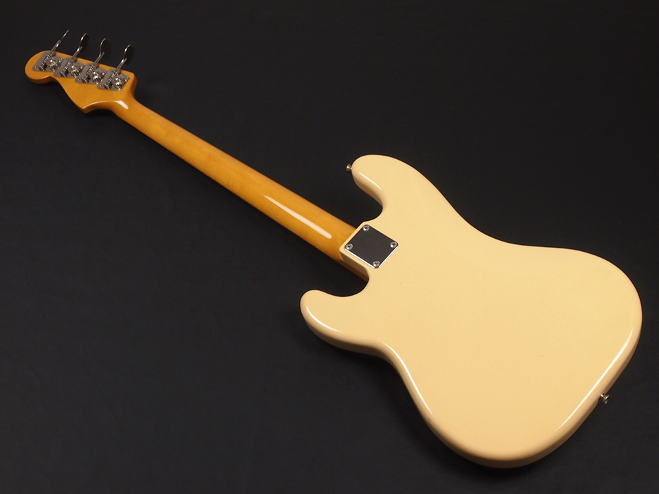 Fender Japan PB70-70US OWH 税込販売価格 ￥69,800- 中古 ナット幅約
