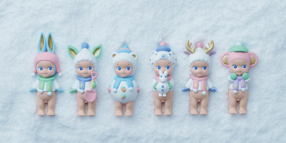 粉雪が舞う幻想的なソニーエンジェルの冬景色「Sonny Angel mini