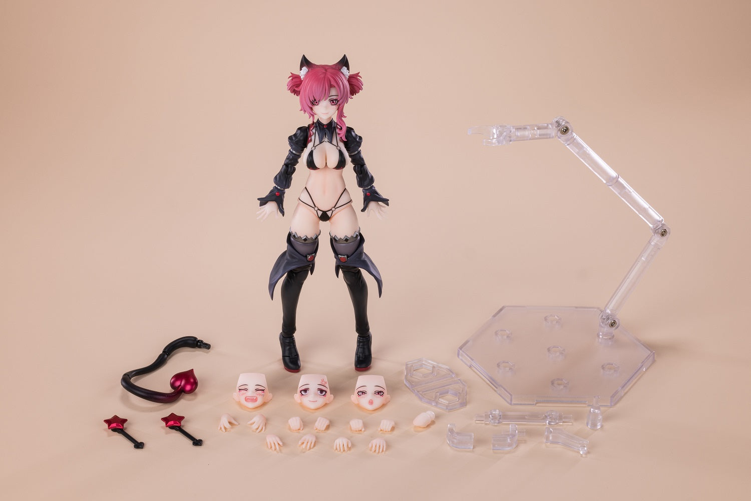 見習魔女・星川猫猫 完成品アクションフィギュア 赤髪Ver. 1/12