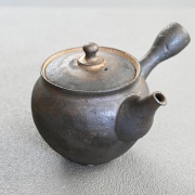 日本の急須と茶器をどうぞ - Sazen Tea