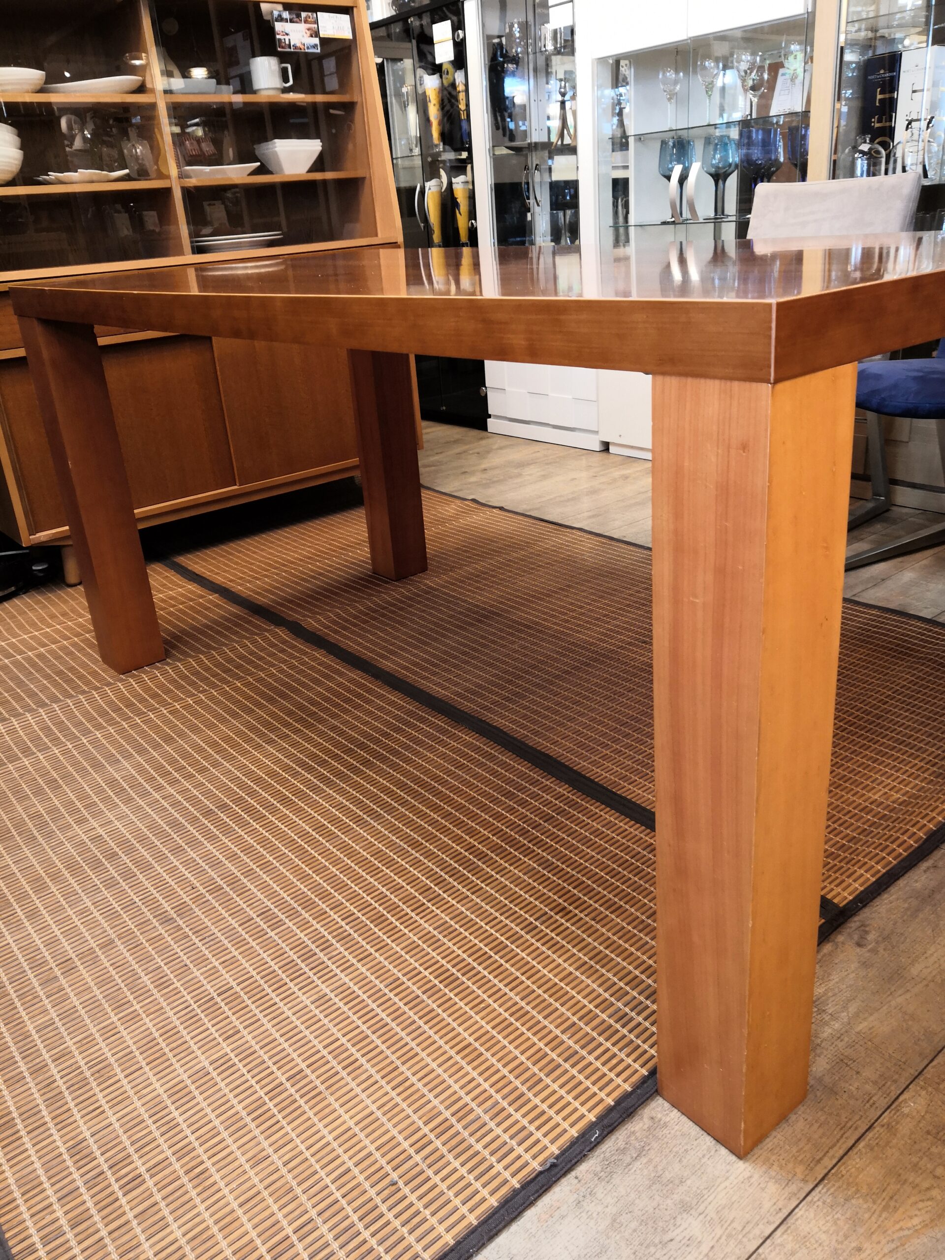 中古”BoConcept OCCA オッカ ダイニングテーブル 買取しました