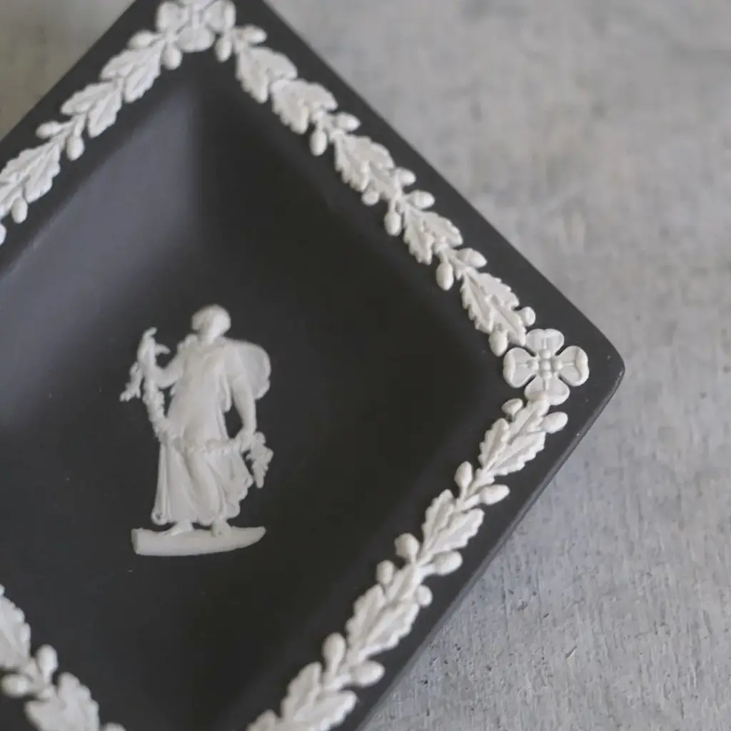 ヴィンテージWEDGWOOD ウェッジウッド ジャスパー 小物入れ 貴重な黒
