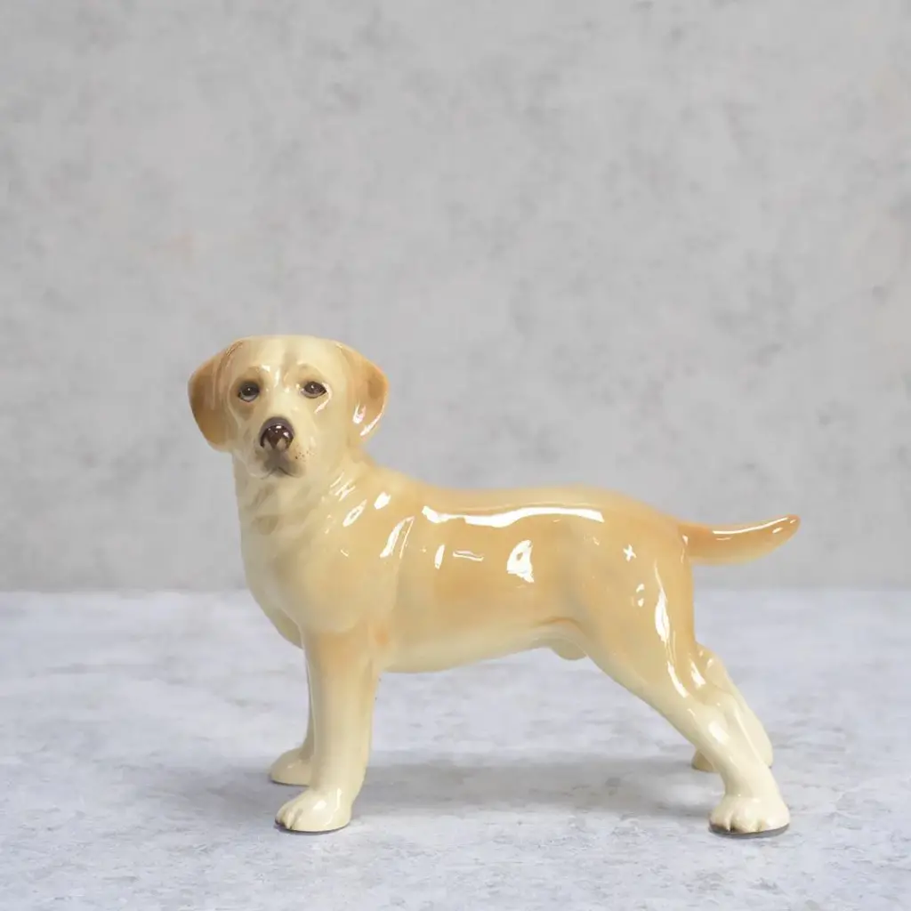 ヴィンテージ犬のフィギュリン 陶器人形 イギリス 置物 ゴールデン