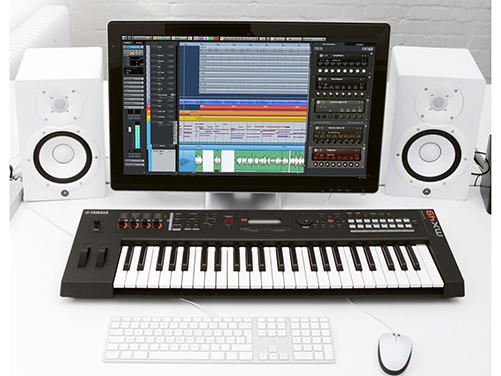 Yamaha MX-61 Production Synthesizer Blue