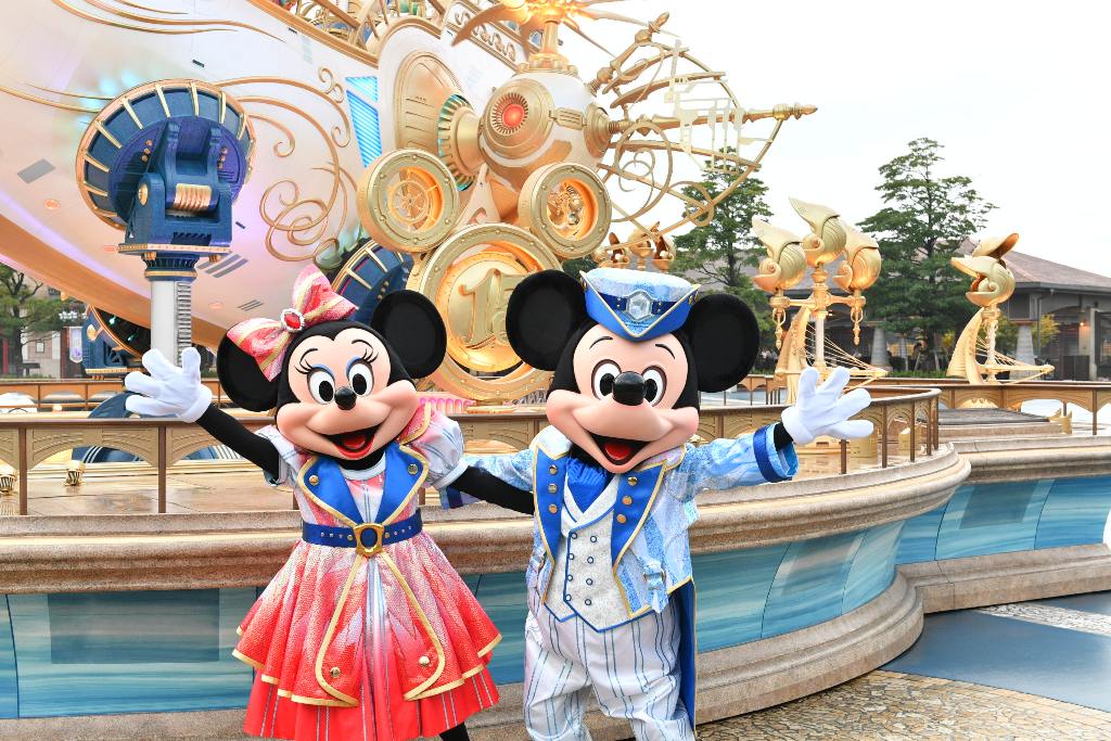 東京ディズニーシー®が、15周年グランドフィナーレの新コスチュームと
