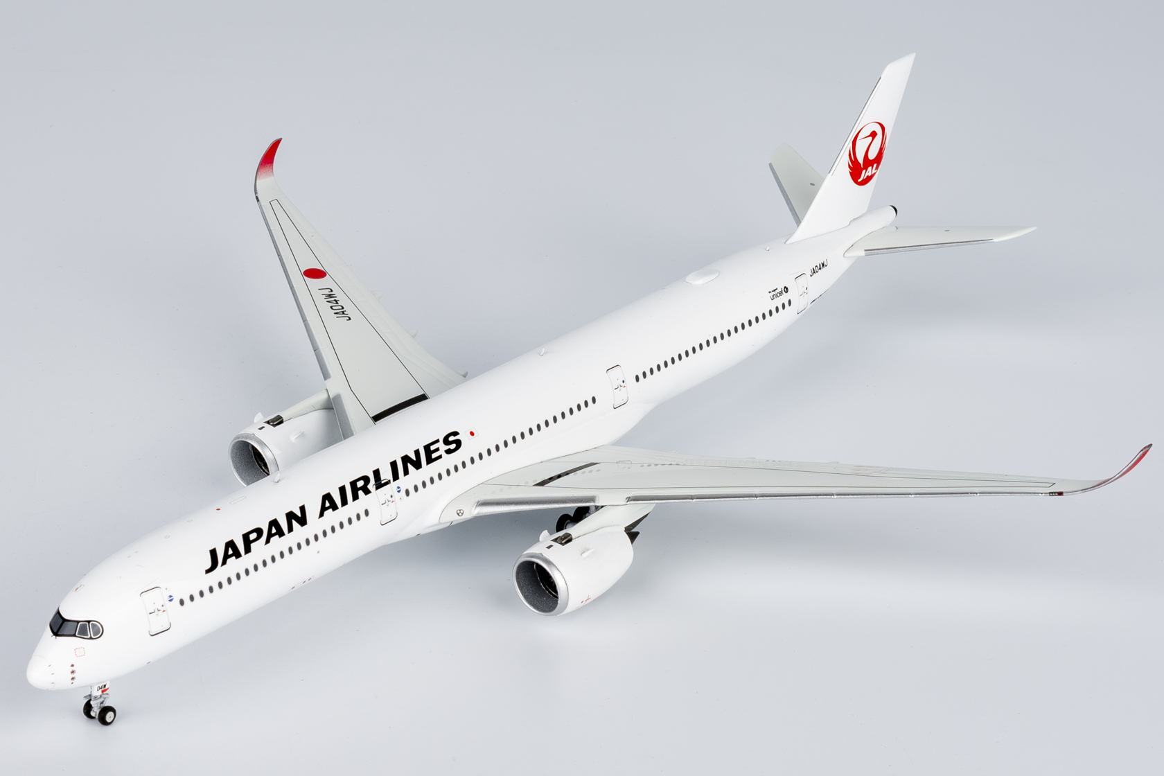 ScaleModelStore.com :: NG Models 1:400 - 57016 - Japan Airlines