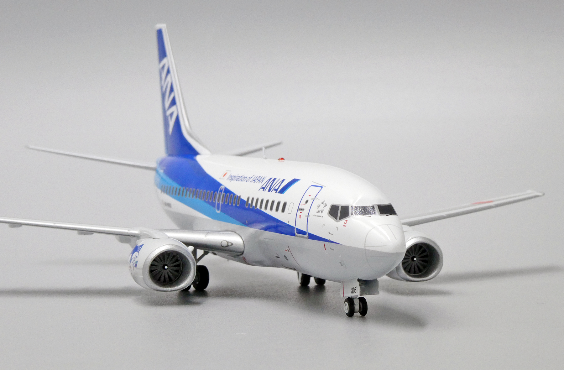 ScaleModelStore.com :: JC Wings 1:200 - EW2735004 - ANA Wings