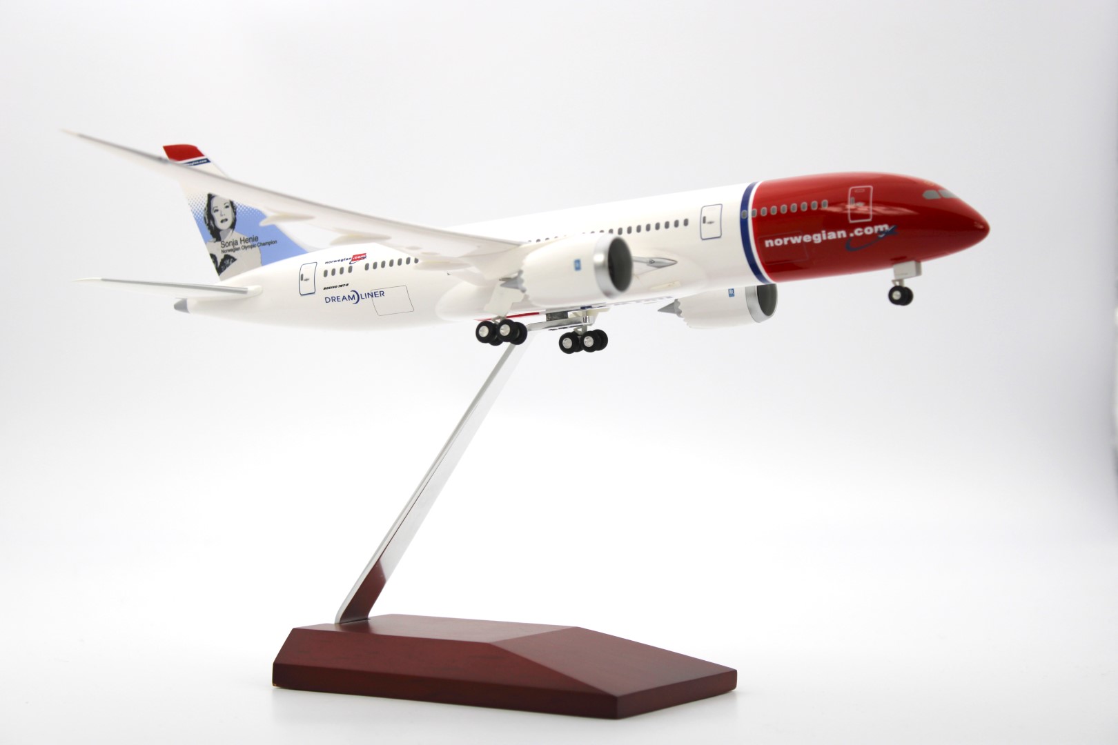 ScaleModelStore.com :: Limox 1:200 - LW200NAX003 - Norwegian