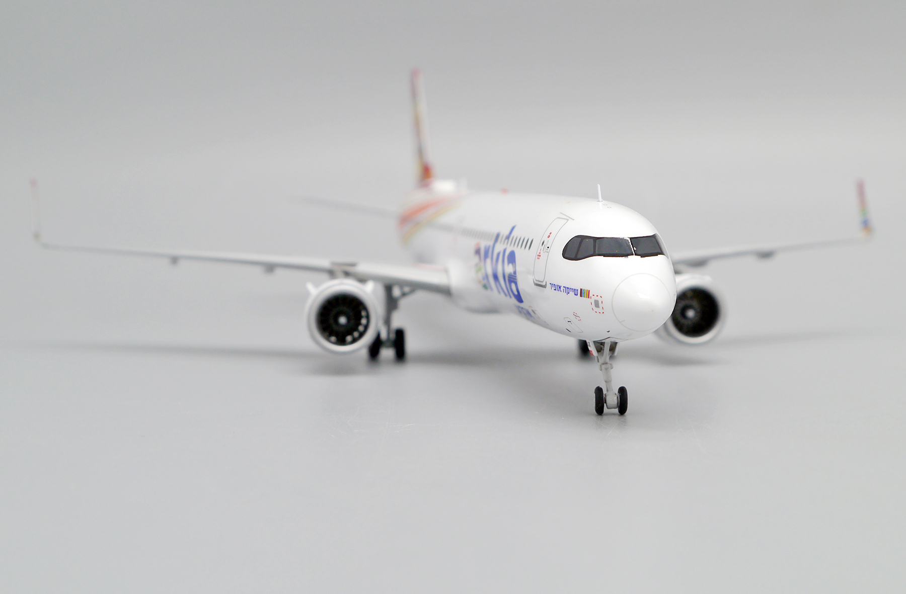 ScaleModelStore.com :: JC Wings 1:200 - XX20041 - Arkia Israeli
