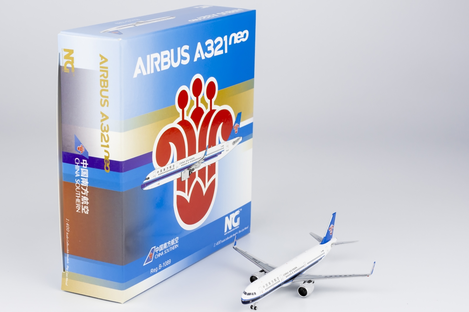 ScaleModelStore.com :: NG Models 1:400 - 13066 - China Southern