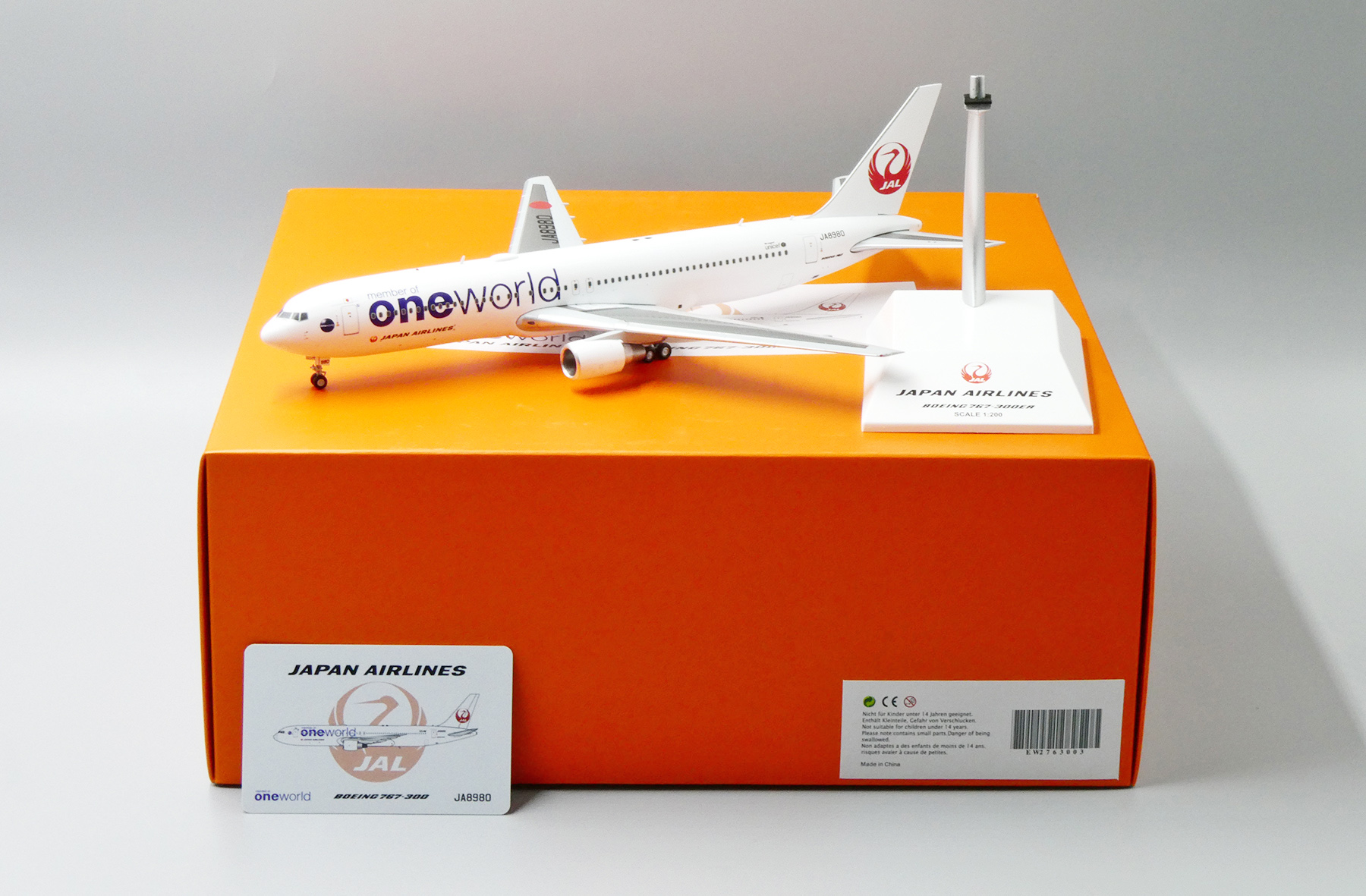 ScaleModelStore.com :: JC Wings 1:200 - EW2763003 - Japan Airlines