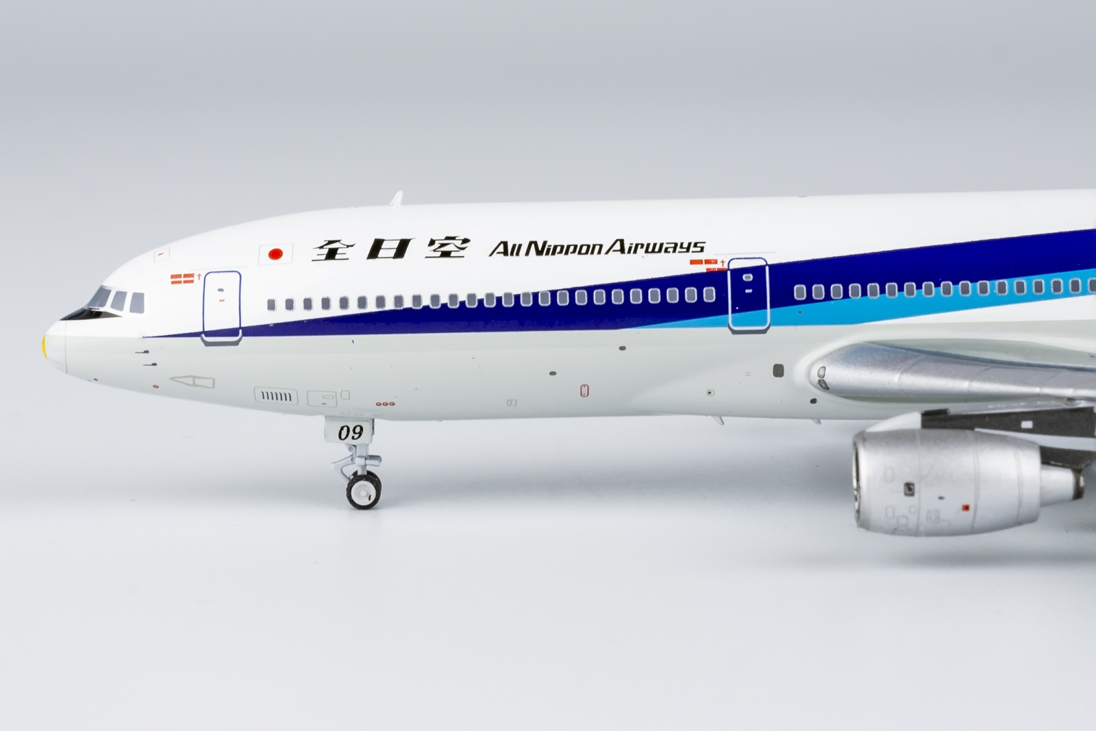ScaleModelStore.com :: NG Models 1:400 - 31035 - ANA - All Nippon