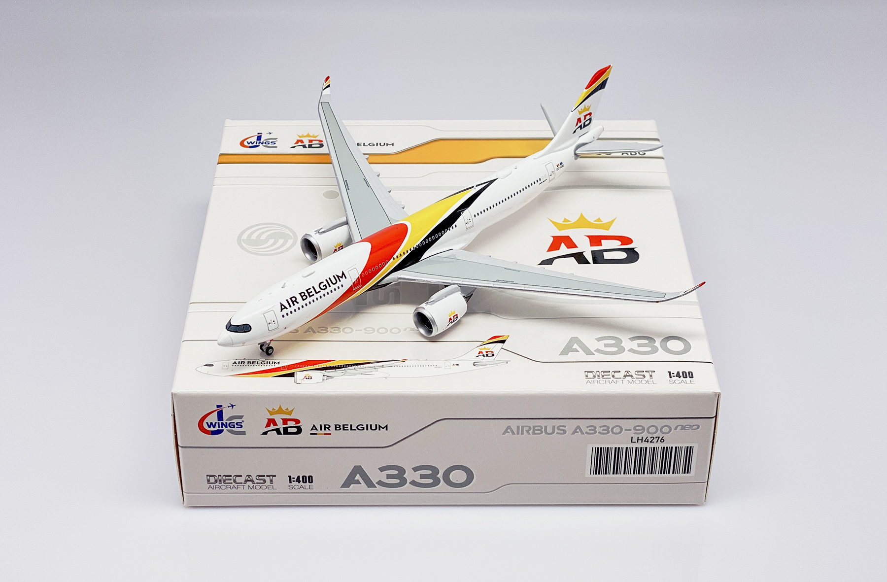 ScaleModelStore.com :: JC Wings 1:400 - LH4276 - Air Belgium