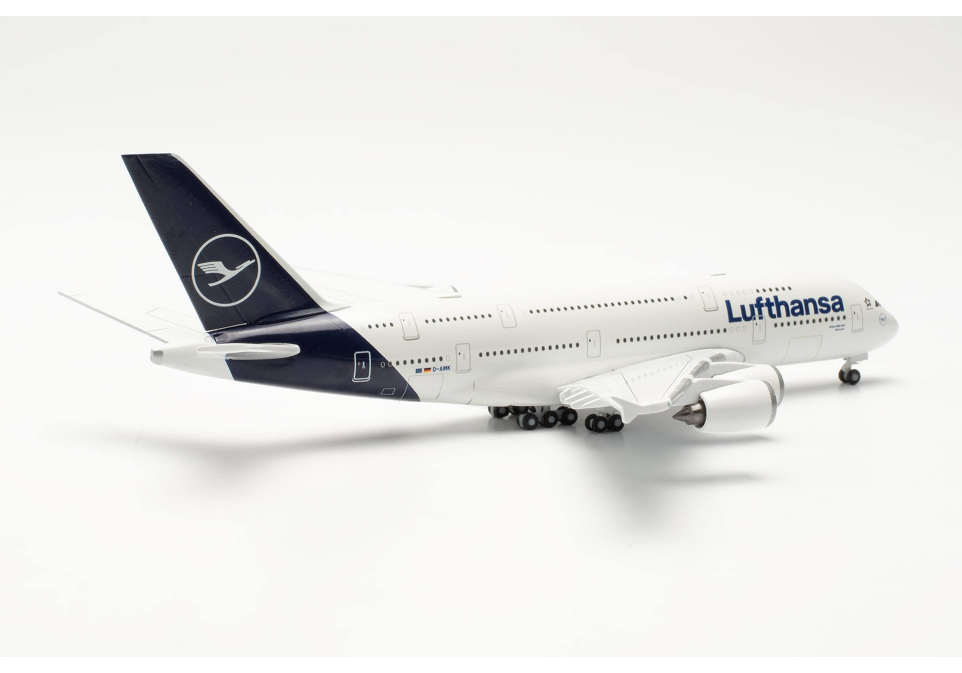 ScaleModelStore.com :: Herpa Wings 1:500 - 533072-001 - Lufthansa