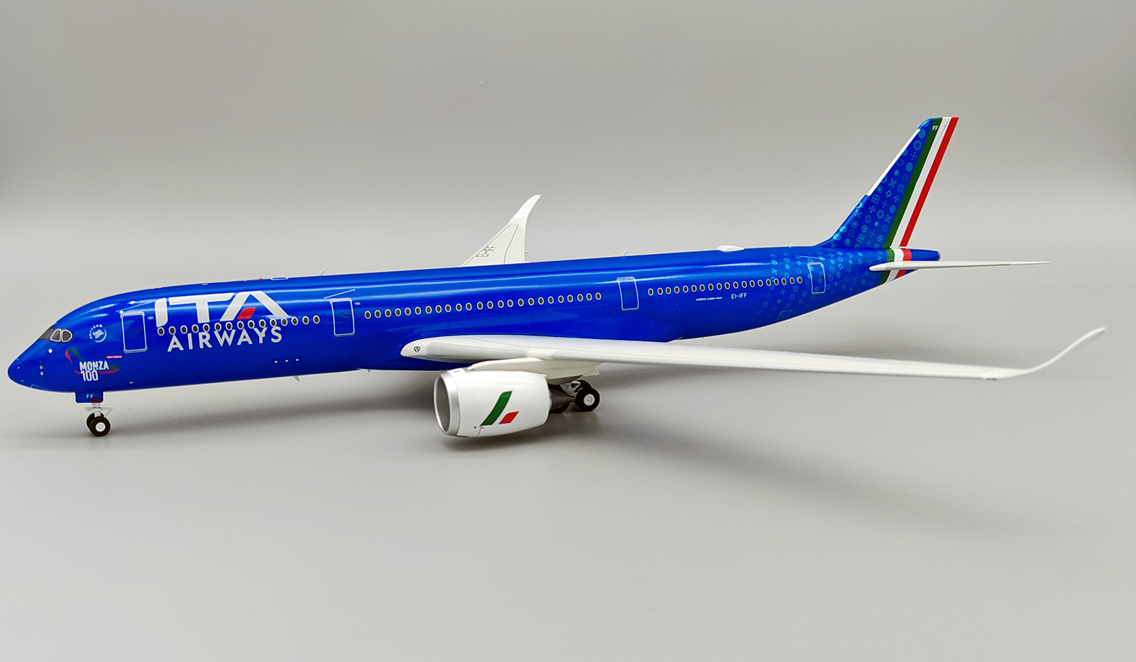 ScaleModelStore.com :: Inflight200 1:200 - IF359ITA0524 - ITA
