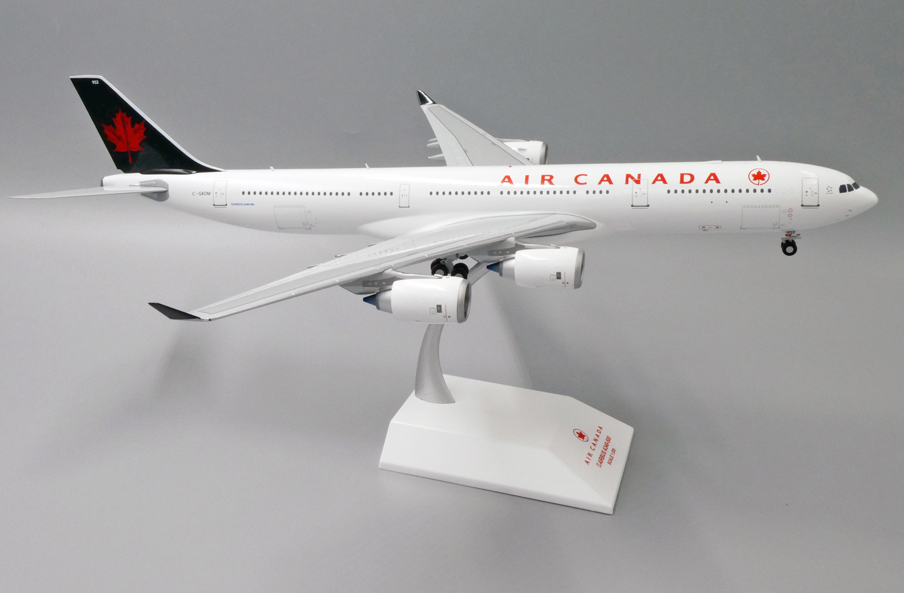 ScaleModelStore.com :: JC Wings 1:200 - LH2177 - Air Canada Airbus