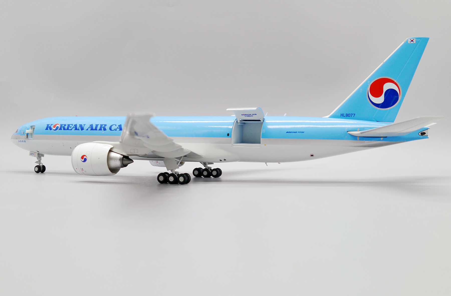 ScaleModelStore.com :: JC Wings 1:200 - SA2005C - Korean Air Cargo