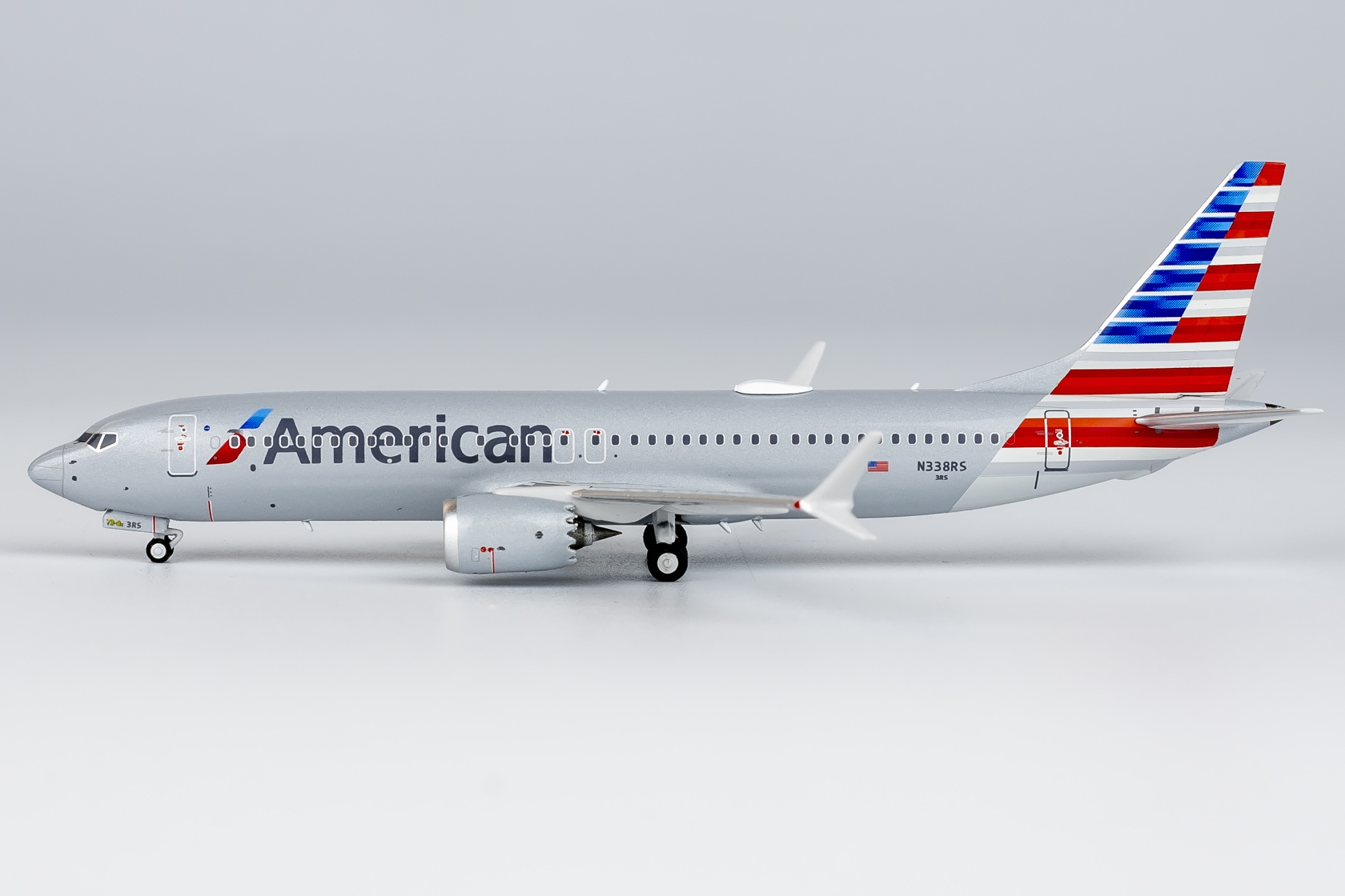 ScaleModelStore.com :: NG Models 1:400 - 88033 - American Airlines